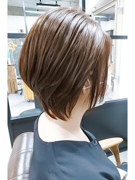 ロミータ by P.C.H(Lomita) レイヤーボブ