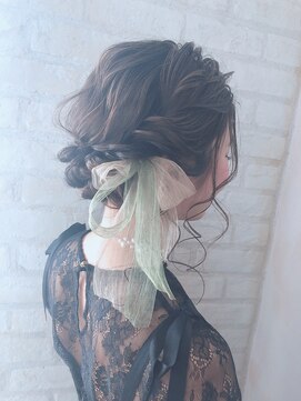 リーホリエ(Lee Horie) 【石森】シニヨンアレンジ