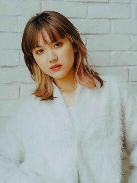 ヘアアンドリラクゼーション シャッセ(Hair&Relaxation SASE) 個性的レイヤーカット