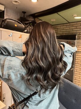 ラフ(LAFF) #ショコラアッシュ#ヘルシースタイル#ふんわりカール