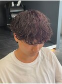 波巻きパーマ　パープルカラー　刈り上げマッシュ