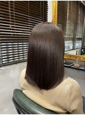 ナチュラルブラウンでツヤ感アップ