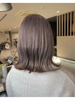 ウィロー(will/ow) くびれヘア/グレージュカラー