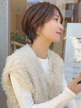 アイドットプラス 表参道(i.+omotesando) 小顔ヘアふんわりショート簡単スタイリングブリーチなしカラー