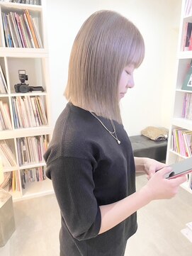 オフィーリア 【名古屋パルコ隣】髪質改善、縮毛矯正、ブリーチ、ダブルカラー