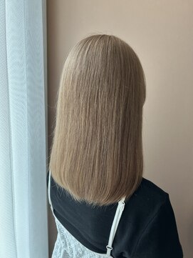 ハブ(hub) 【天神今泉】ブロンドベージュ