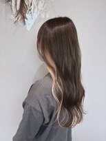 コク(COQU.)&nbsp;ロングヘア　インナーカラー