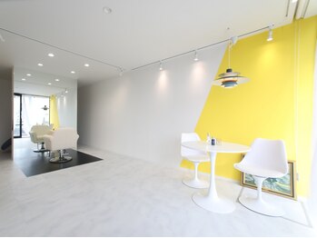 ひばり美容室の写真/お仕事・家事・育児を頑張る女性へ、オーナーが心からのおもてなしを◇1席のみで周りを気にせず過ごせます*