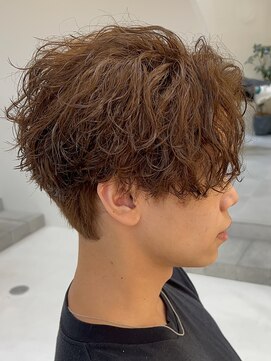 ラ ポルト ドゥ サワ(La Porte de SAWA) 外国人風ダブルカラー×波巻きシャドウパーマ