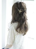 ロングヘアの簡単ハーフアップ♪