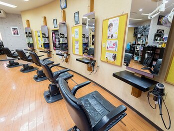 美容室 サクモト(SAKUMOTO)の写真/髪のケアもサロンタイムも大切にしたい方に。貴女の求める優しい施術とお洒落スタイルを提案してくれる!!
