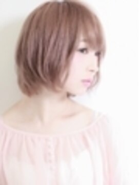 ニューヨークニューヨーク 大久保店(NYNY) 少し長さを残したショートボブ×チェリーピンク