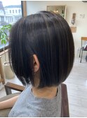 前下がりボブ