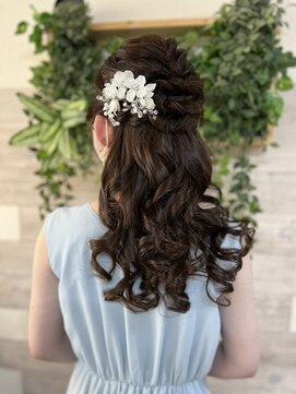 ロカット サロン(Roquat Salon) ハーフアップミディアムアレンジ【ヘアセット/立川/立川南/袴】