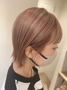 サロンドベリタ(salon de VERITA) サーモンベージュショート
