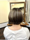 **ショートボブコントラストハイライト**