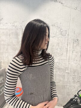 カリファ 田町(KHALIFA) ★メルティーカラー フェミニンロング 似合わせカット レイヤー