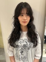 ローエ バイ デコ(Rohe by DECO)&nbsp;[伽羅]ドライな質感でつくるロングレイヤーパーマ