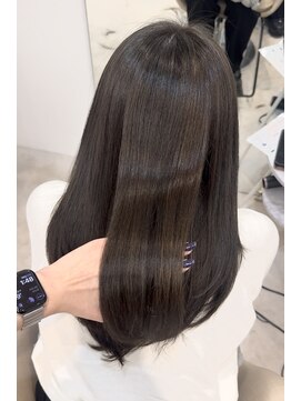 カノイ 銀座中央通り(KANOI) イエベ秋ハズレ無いカーキーブラウン!