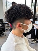 ツイストスパイラル/スパイラルパーマ/メンズ/マッシュ/眉毛