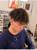 バロックパーマ　フェードカット　テーパーフェード