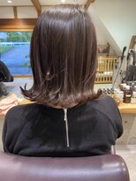 サトシオダクラ(SATOSHI ODAKURA) 初夏に映える軽やかな動き