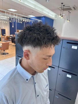 ユニ バイ マグ 長野店(Uni.by Mag) 無造作ツイストパーマメンズショートフェードツイストスパイラル