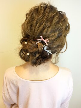 エルパティオ(EL PATIO) 大人女子のルーズパーティアレンジ　[PATIO/枝川]