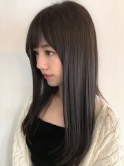 小顔  ナチュラルストレート バング  ブランジュ 髪質改善　美髪