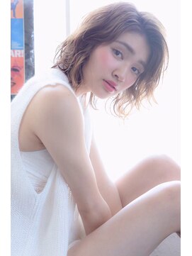 ラべリー 池袋(LOVELEY) 透明感ミルクアッシュ　ヘアカラー【池袋】