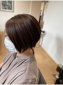 やわらかピンクベージュ