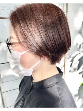 パロ アルト(Palo Alto) ショートボブ×ピンクベージュ