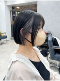 インナーシルバー×重めボブ