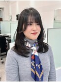 レイヤーカット顔まわりストレートミディアム堀江