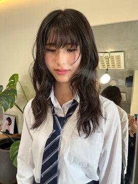 ナループロアボタン(Nalu pu loa BOTAN) レイヤーカット/レイヤーパーマ/バタフライカット