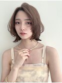 くびれボブミニウルフ透明感シルバーアッシュグレージュカラー