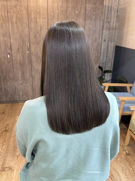 スカイ(SKY) 透明感カラー/髪質改善/縮毛矯正/韓国風レイヤーカット