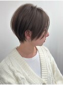 ハイライト白髪ぼかしダブルカラーインナーカラーショートボブ