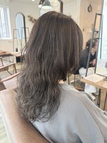 ビズヘアー グランバース(bisou hair grandbase)&nbsp;ロングウルフパーマ/ロングレイヤーパーマ