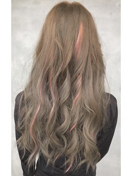 ベルファーレ(velfarre) ミルクティーONピンクメッシュ