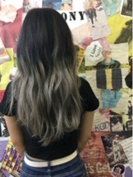 トロニー(TLONY) tlony渋谷自慢のシールエクステスタイル