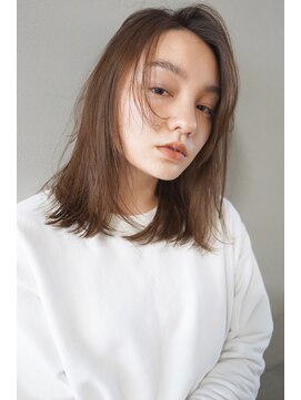 コス(kos) タイトなシルエット