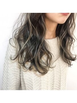 ジーナ(XENA) コントラストハイライト