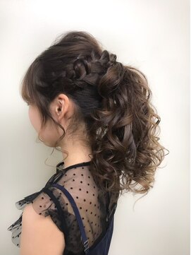 オアシス ガーデン 横浜店(Oasis GaRDEN) ゆるふわ×ポーニーテール