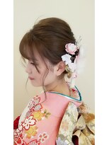 ループ ヘアー(LOOPhair) 成人式のスタイル