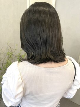 エニタイム(Anytime) 切りっぱなしボブ アッシュ 木場美容室