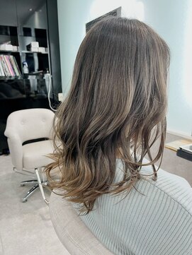 ウィクシー(wixy) 黄色く抜けにくい チャコールグレージュ 【臼井】