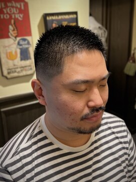 バレス 田町(BALES) [スキンフェード/ツイストスパイラル/田町]