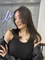 ウェイズ トウキョウ(Ways TOKYO)&nbsp;アッシュオリーブ×レイヤーロング