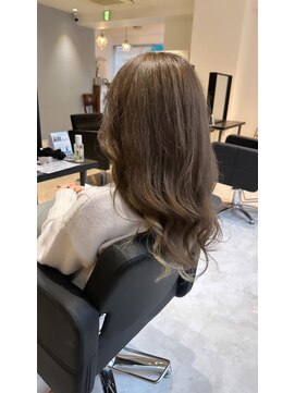 オルメント 天満 南森町(ORL'MENT) 20代30代40代 髪質改善 くびれミディアム アッシュベージュ